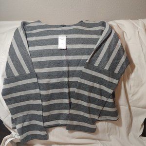 knit long sleeve top